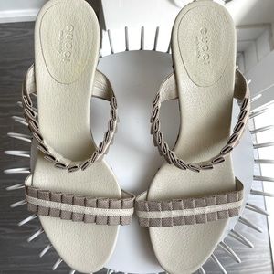 GUCCI Vintage Sandals